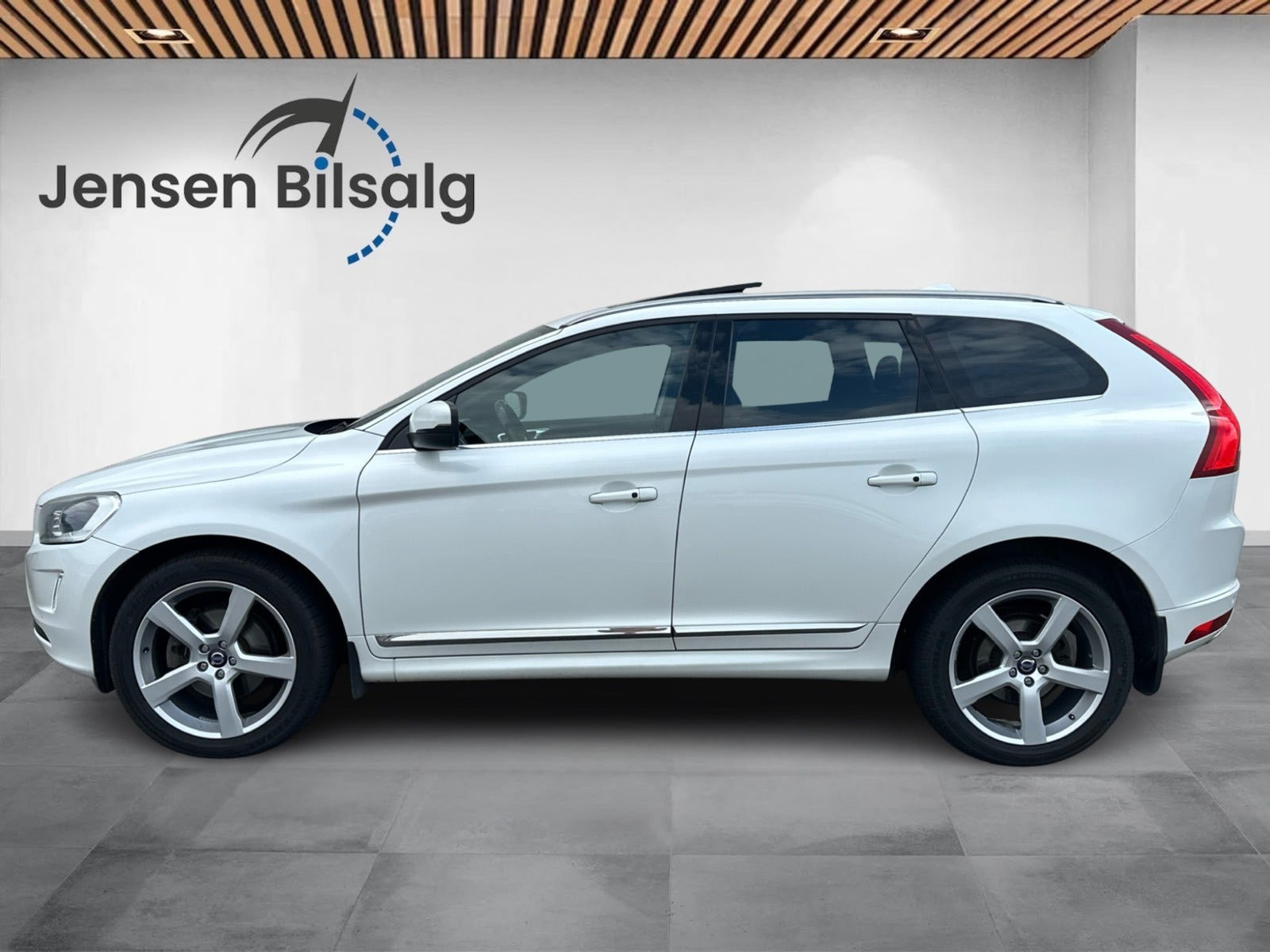 Hvid Volvo XC60 fra 2017