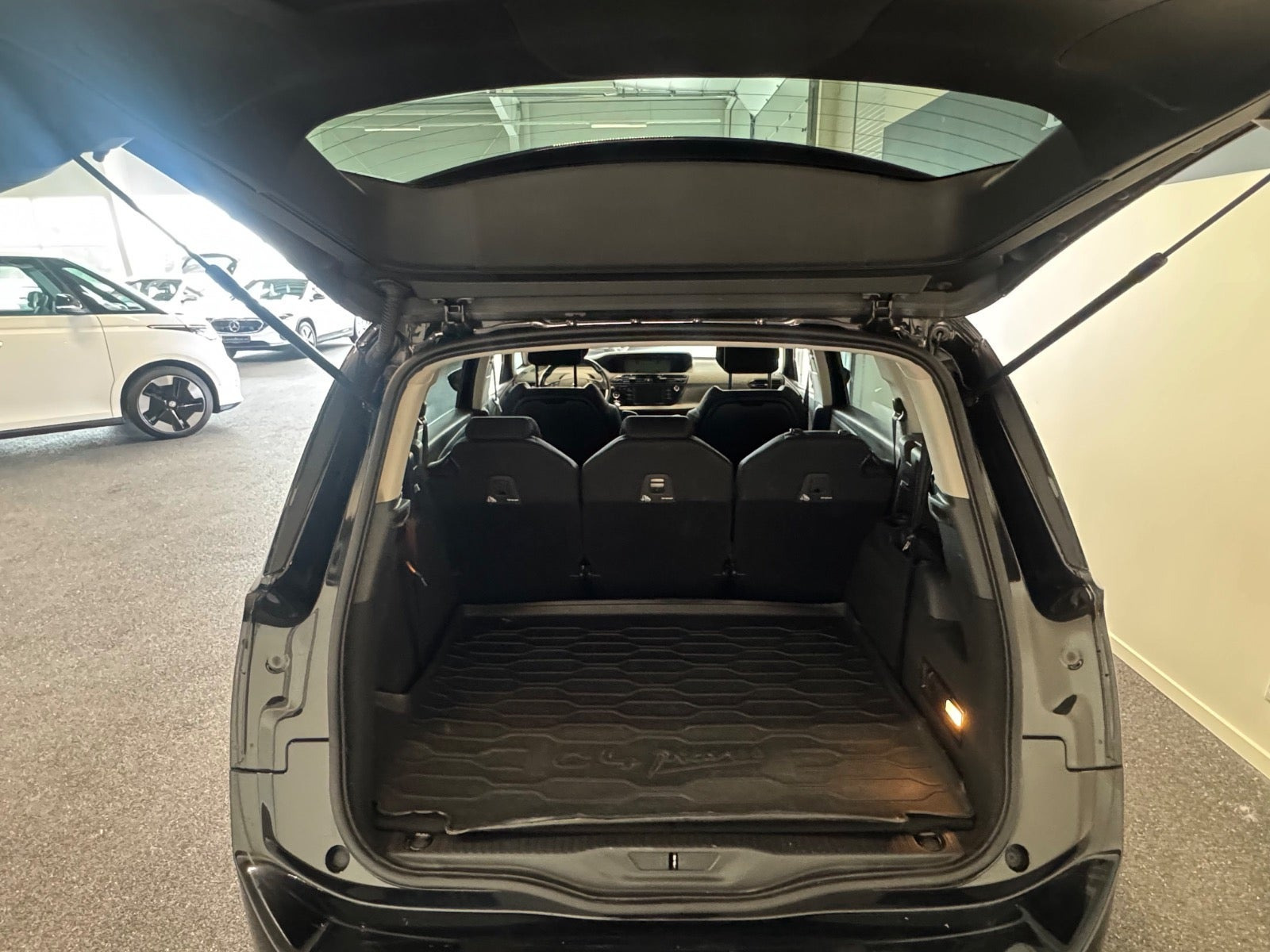 Sort Citroën Grand C4 Picasso fra 2017