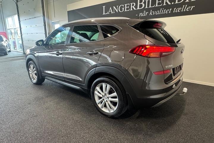 Grå Hyundai Tucson fra 2019
