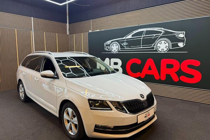 Hvid Skoda Octavia fra 2019