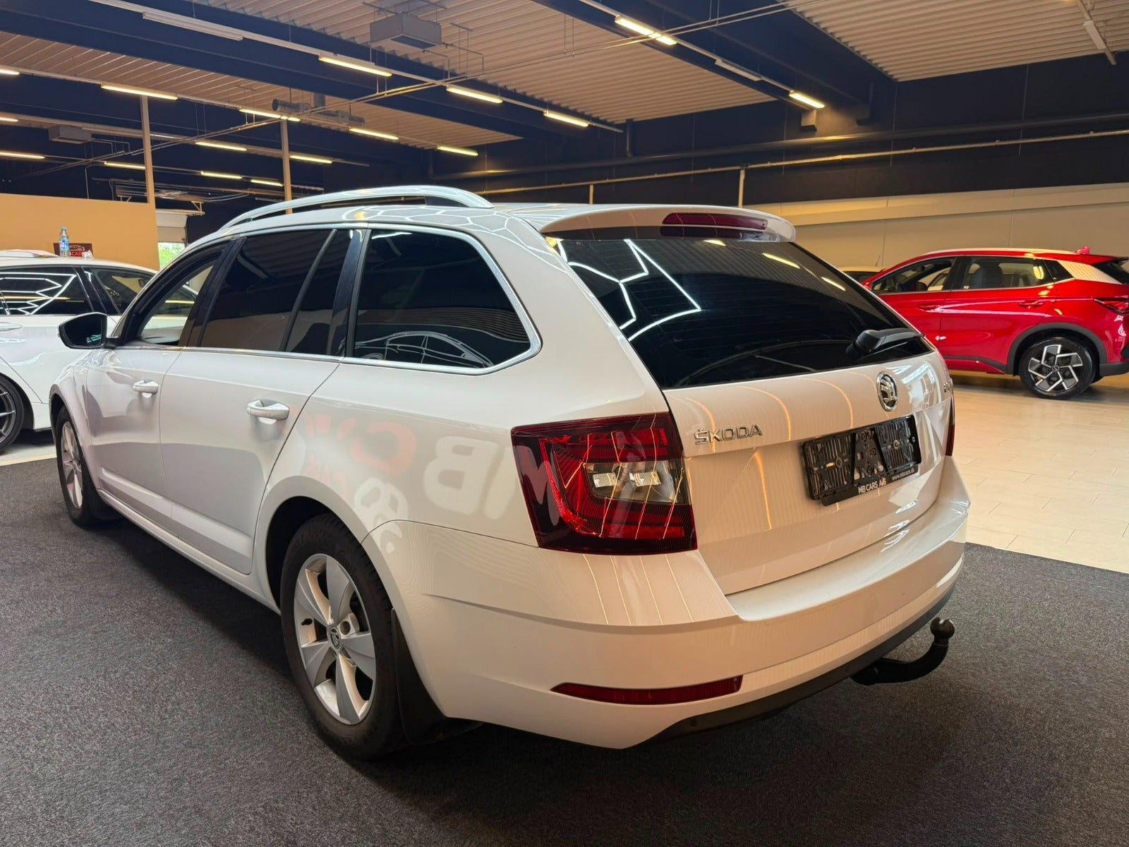 Hvid Skoda Octavia fra 2019
