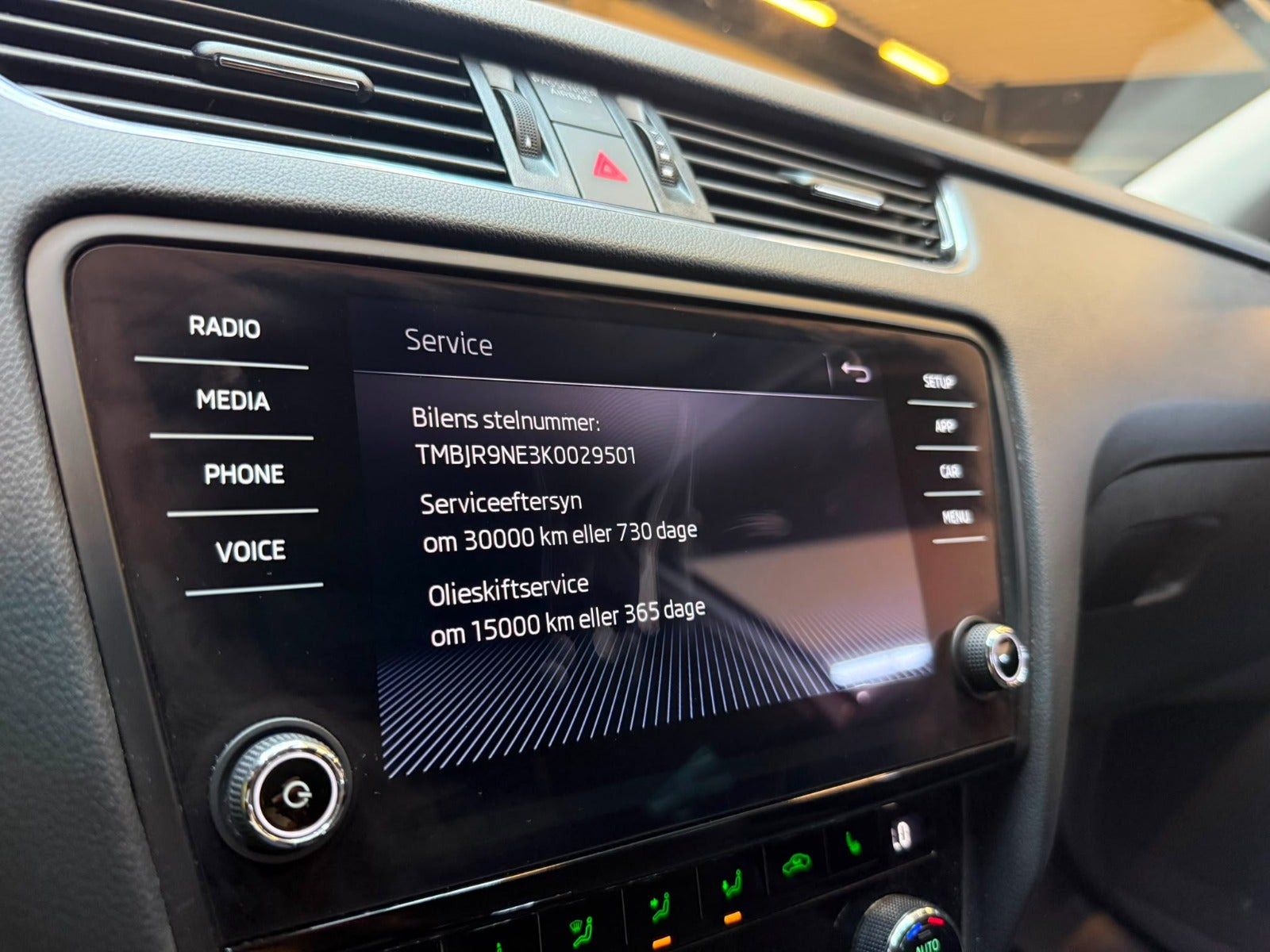 Hvid Skoda Octavia fra 2019