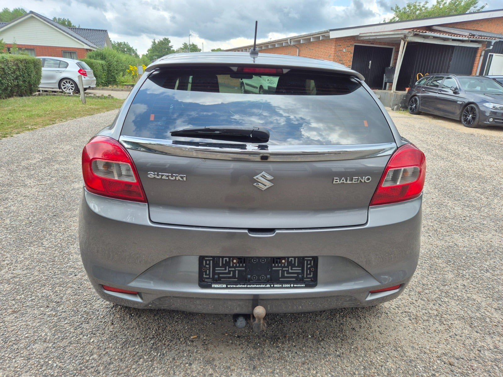 Grøn Suzuki Baleno fra 2016