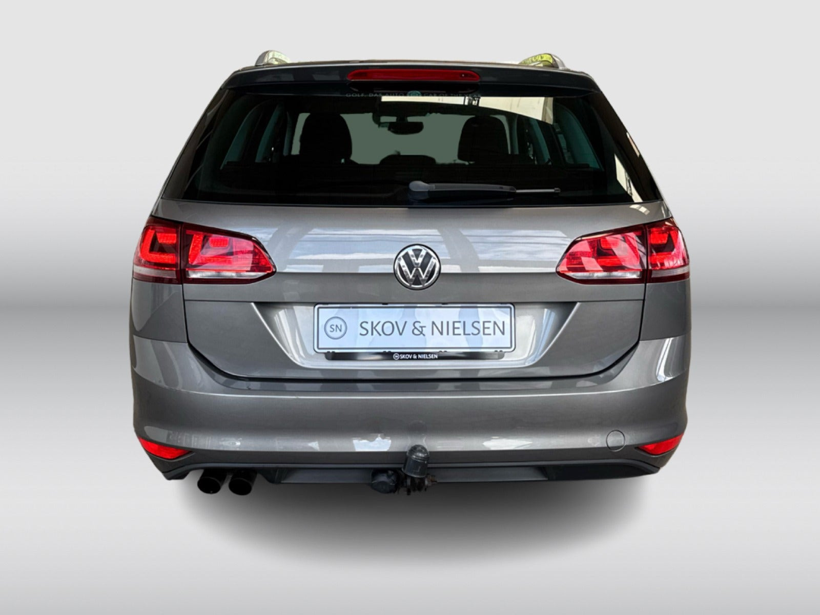 Grå VW Golf VII fra 2014