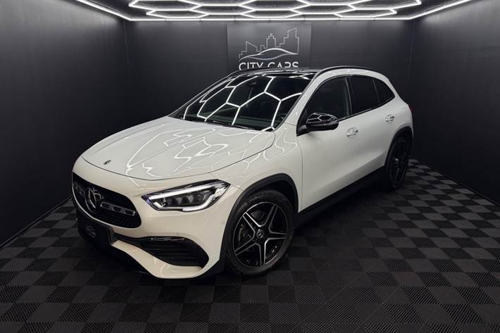 Hvid Mercedes GLA200 d fra 2021