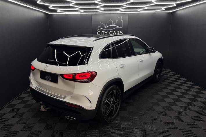 Hvid Mercedes GLA200 d fra 2021