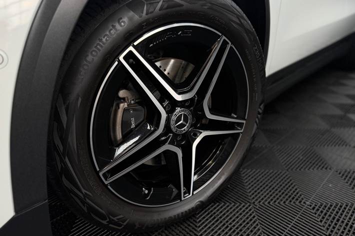 Hvid Mercedes GLA200 d fra 2021