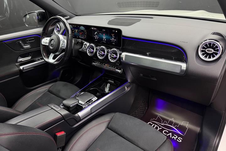 Hvid Mercedes GLB250 fra 2020