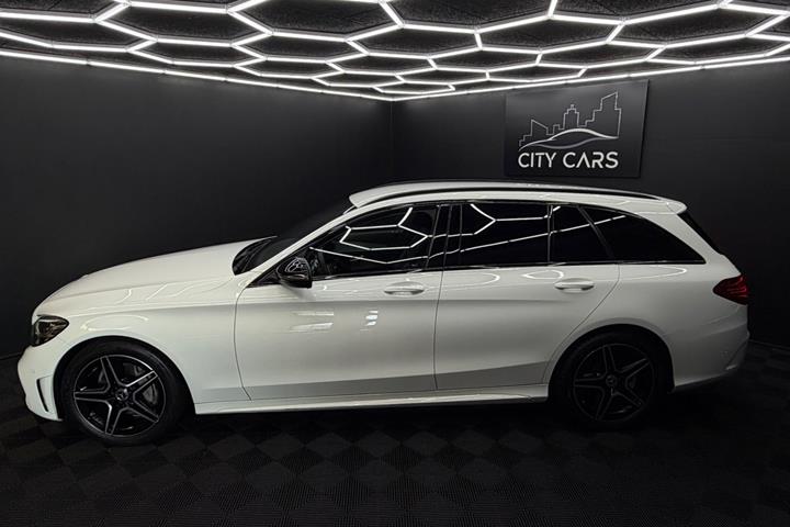 Hvid Mercedes C220 d fra 2021