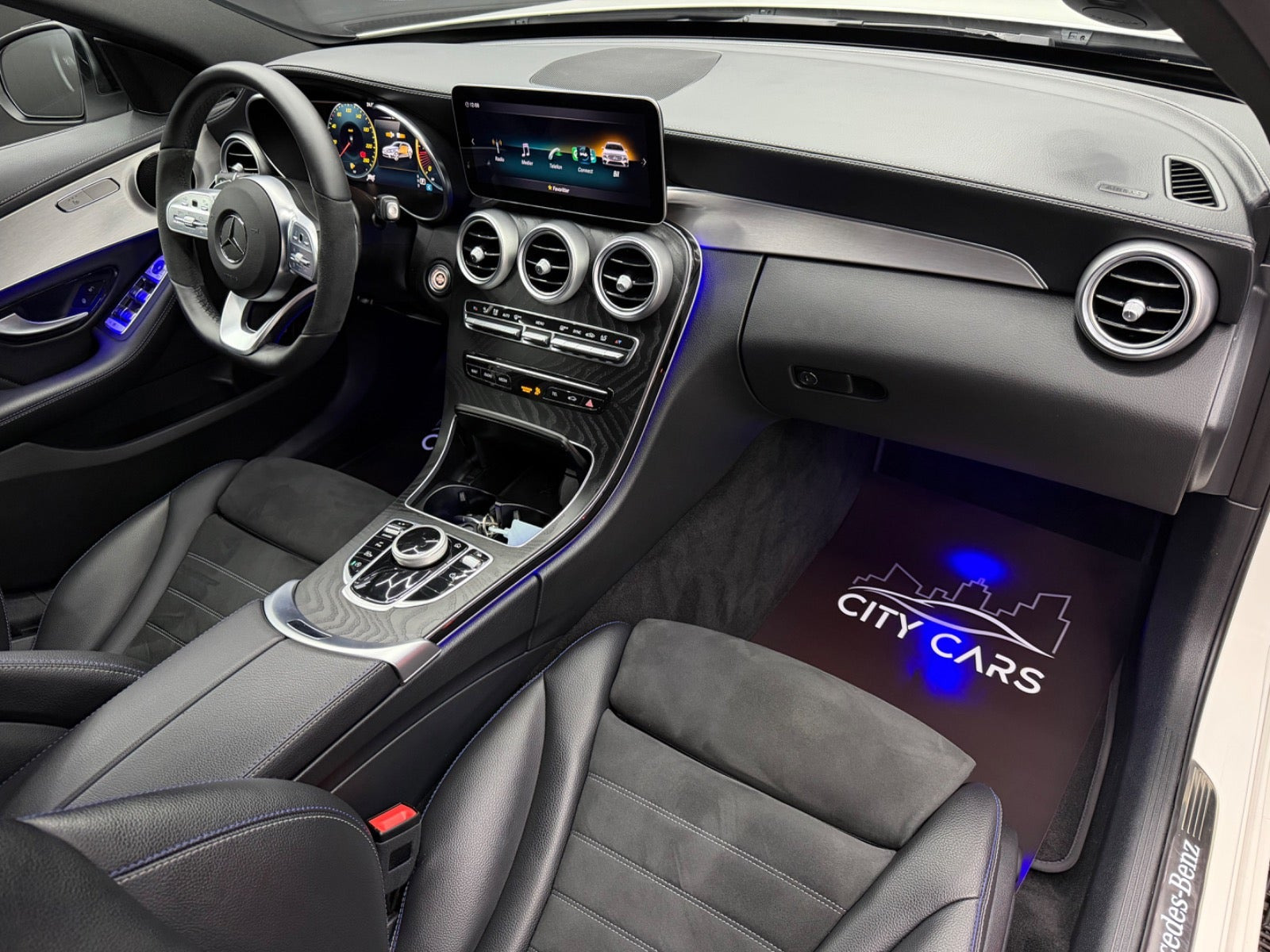 Hvid Mercedes C220 d fra 2021