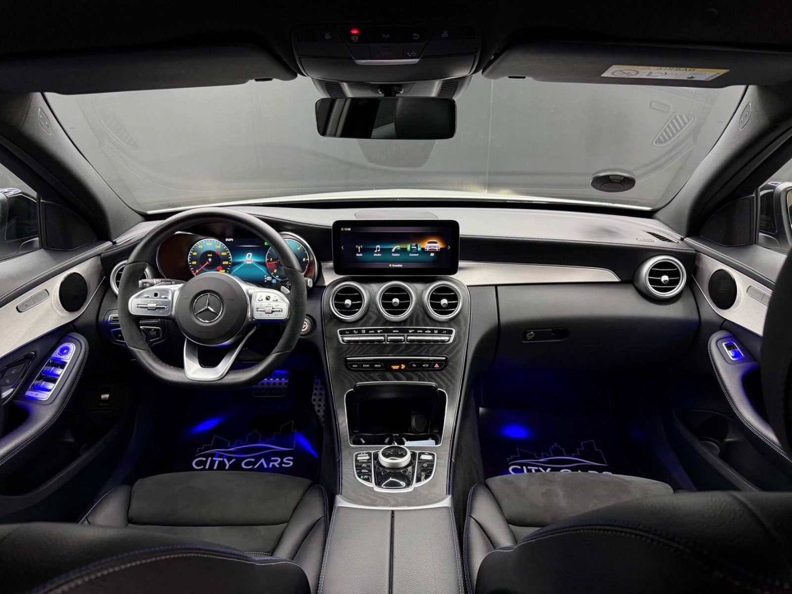 Hvid Mercedes C220 d fra 2021