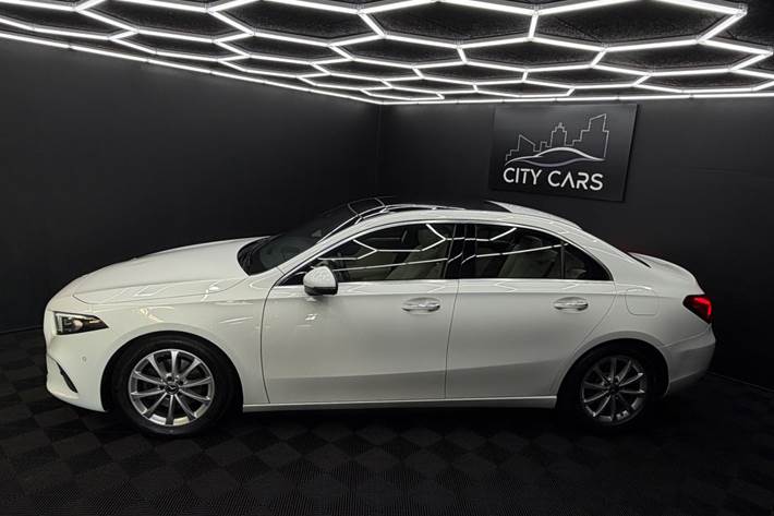 Hvid Mercedes A200 d fra 2020