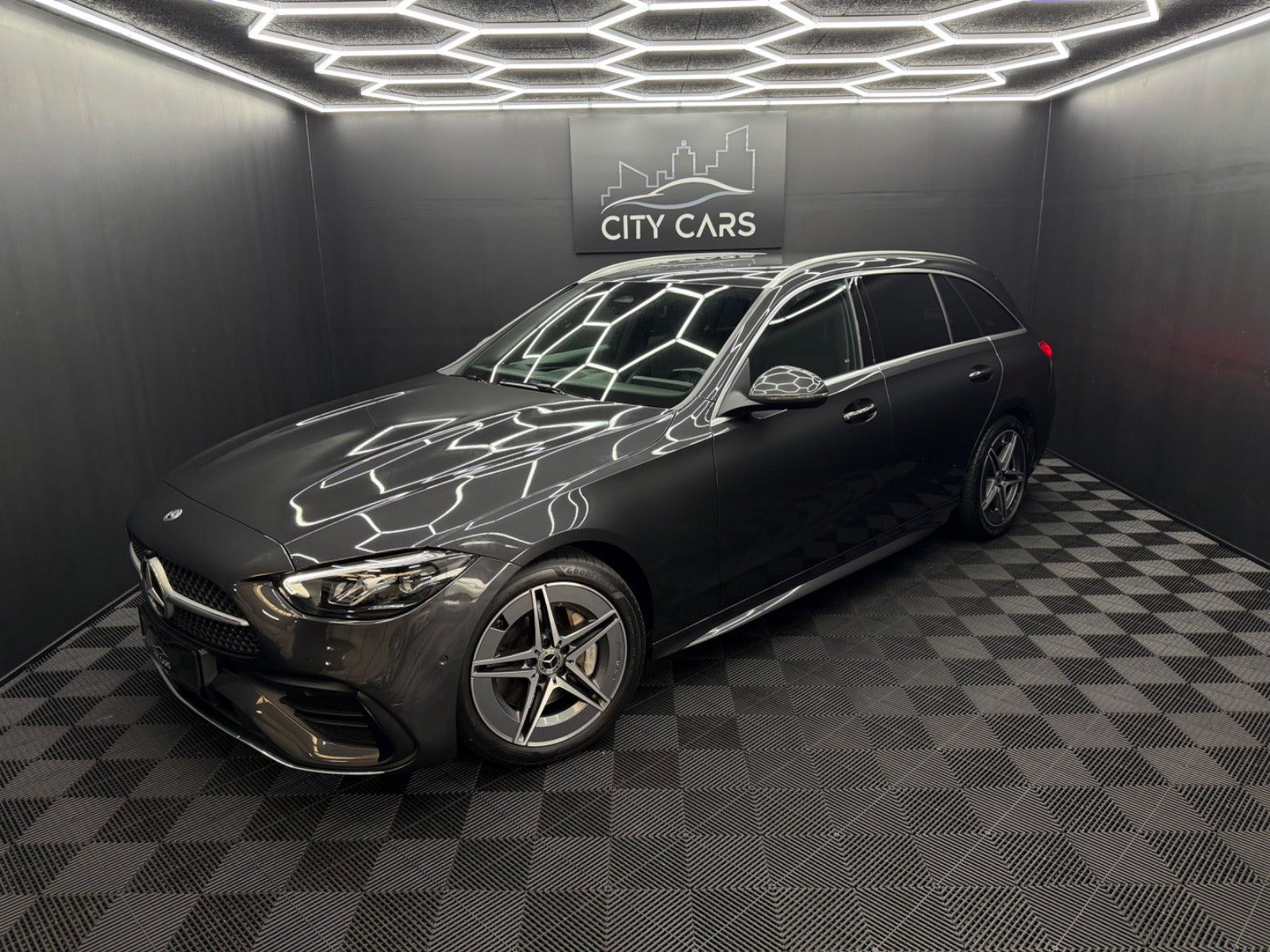 Mercedes C300 d 2,0 AMG Line stc. aut.