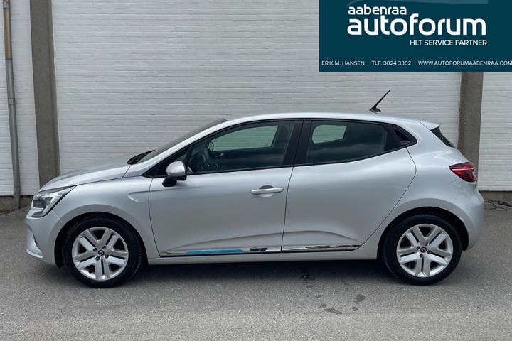 Sølv Renault Clio V fra 2023