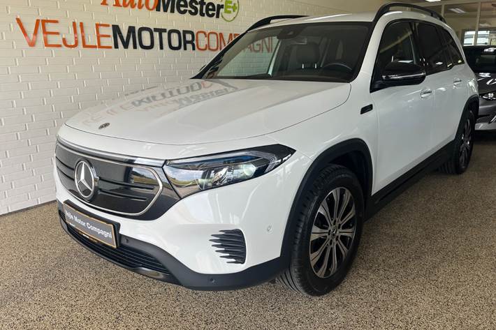 Hvid Mercedes EQB250 fra 2022