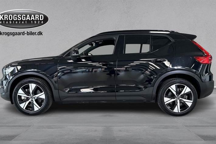 Sort Volvo XC40 fra 2022