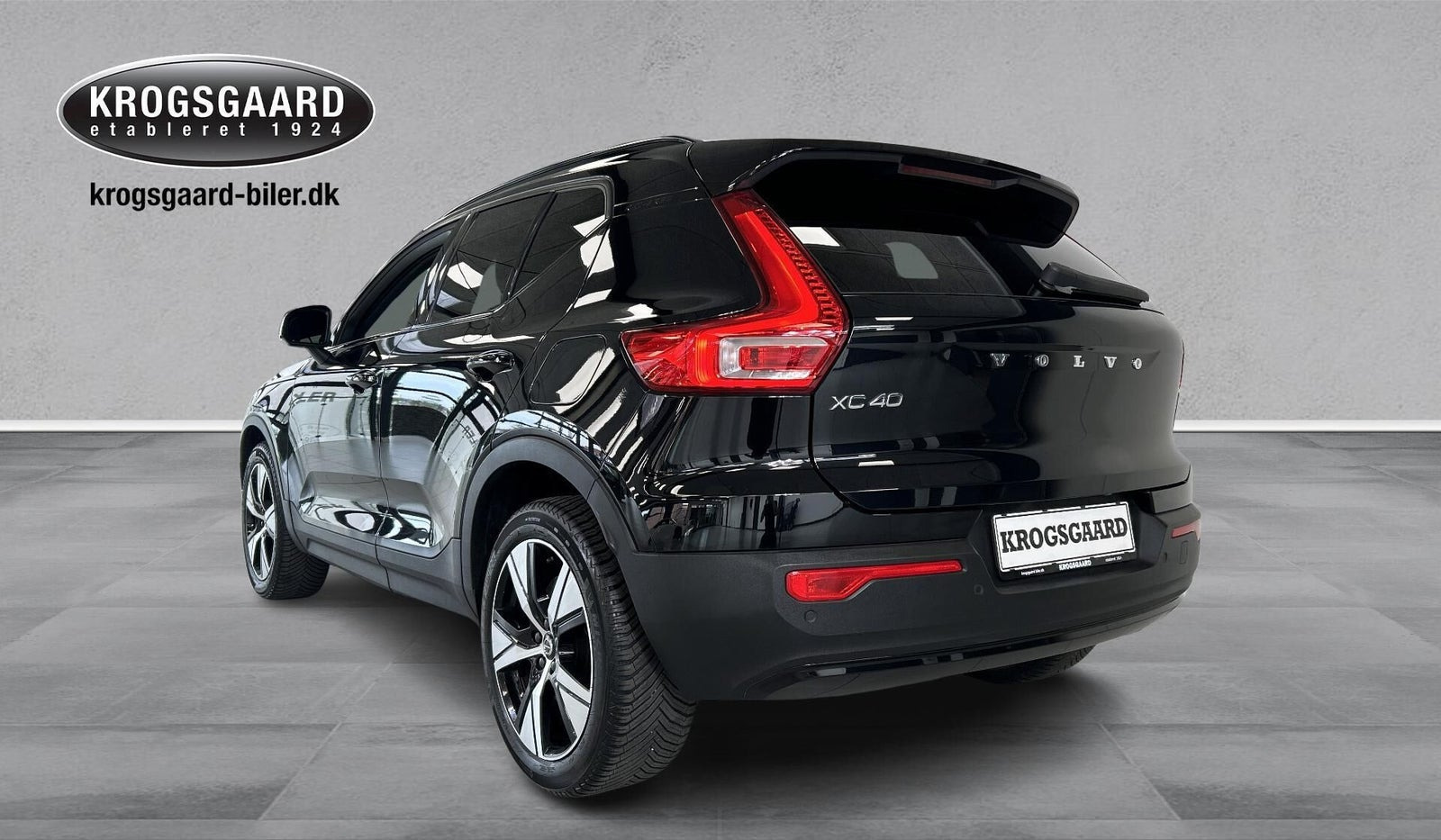 Sort Volvo XC40 fra 2022