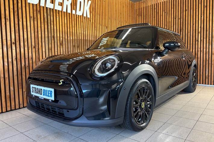 Sort Mini Cooper SE fra 2023