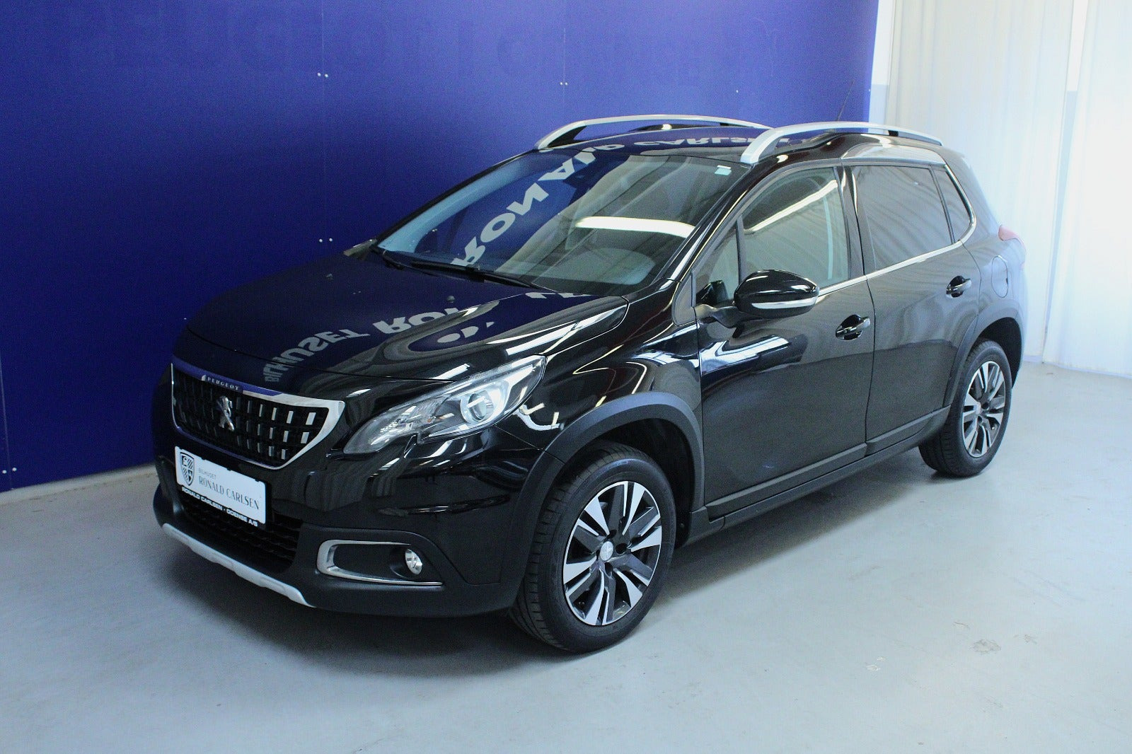 Sort Peugeot 2008 fra 2019