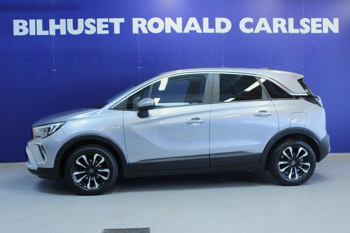 Grå Opel Crossland fra 2021