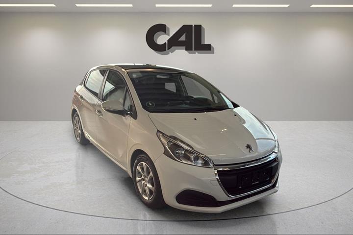 Hvid Peugeot 208 fra 2016