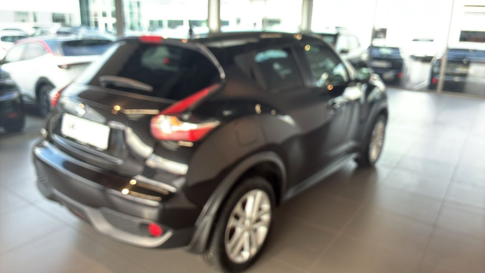 Sort Nissan Juke fra 2018