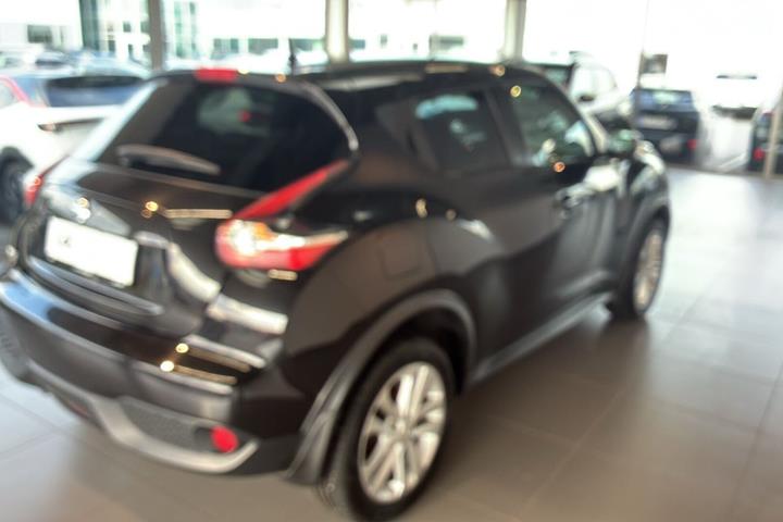 Sort Nissan Juke fra 2018