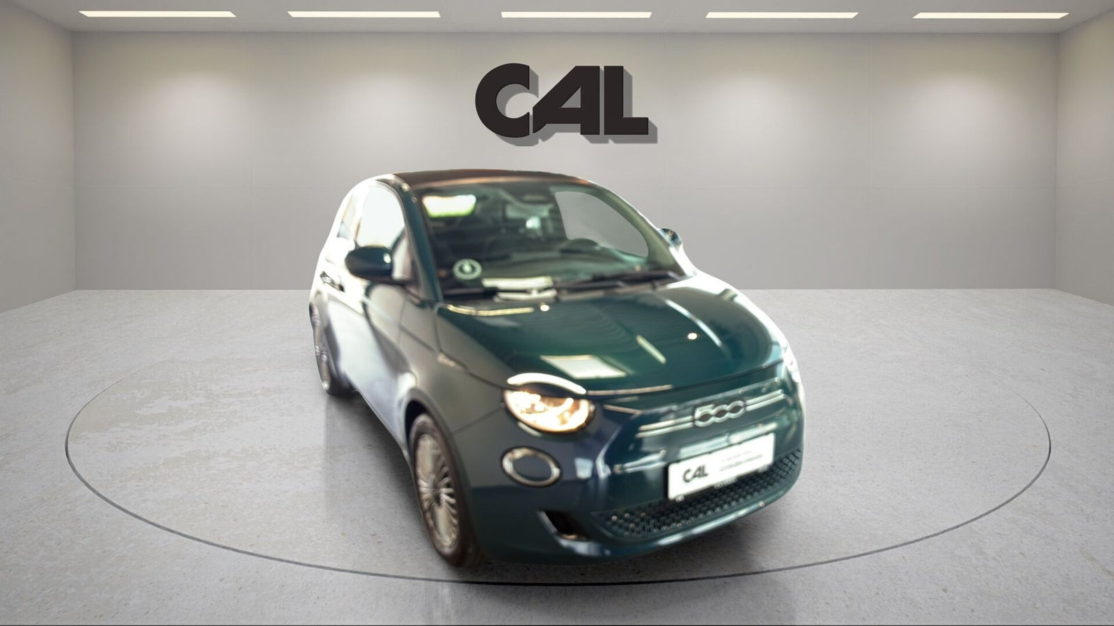 Blå Fiat 500e fra 2024