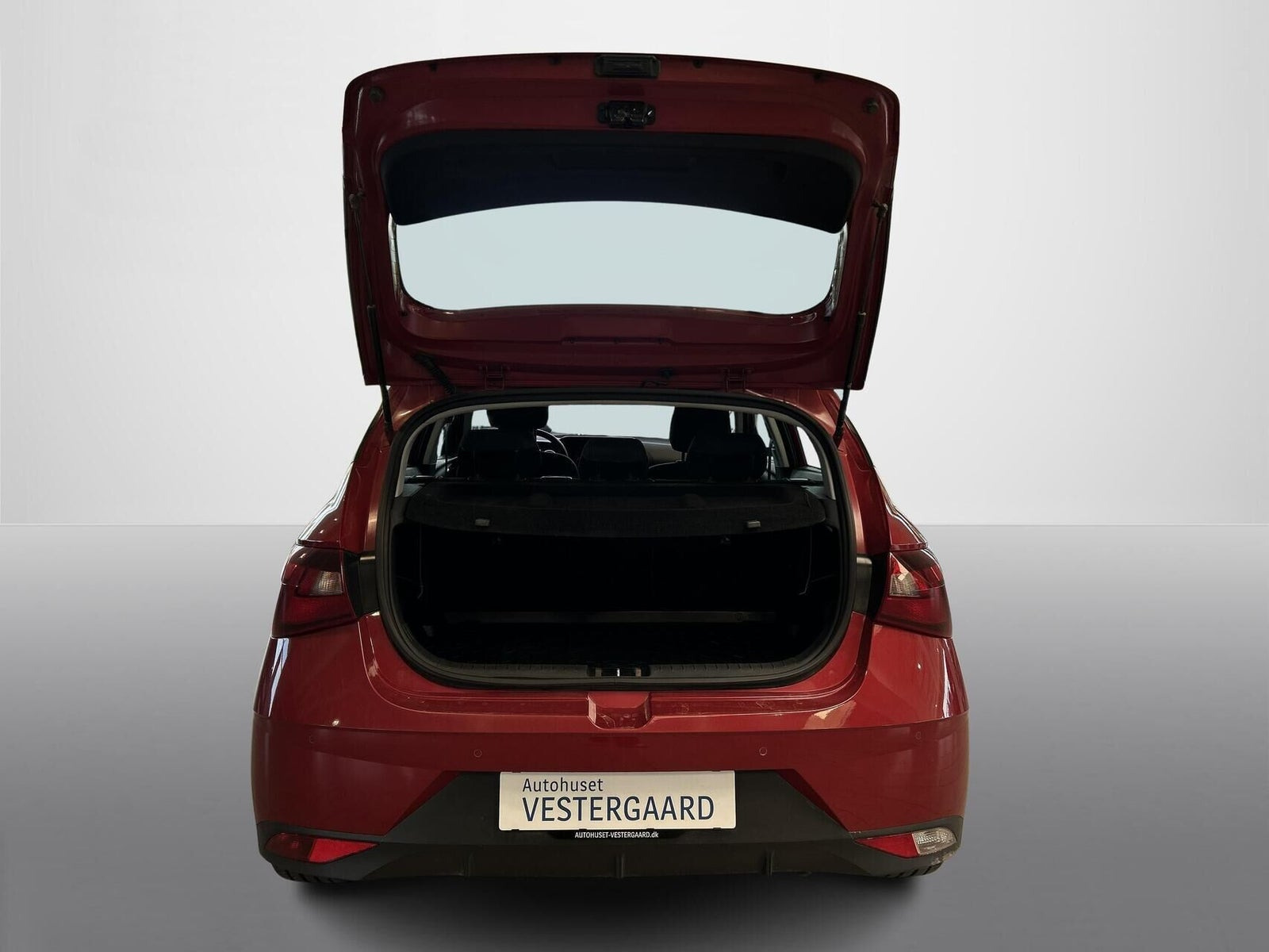 Rød Hyundai i20 fra 2022