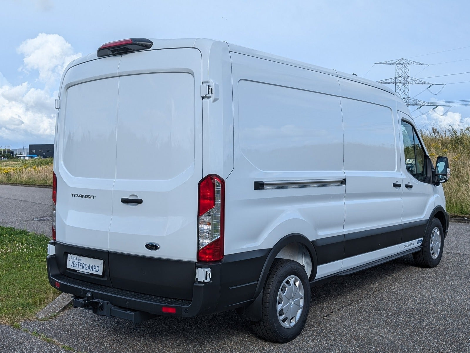 Hvid Ford Transit 350 L3 Van fra 2023