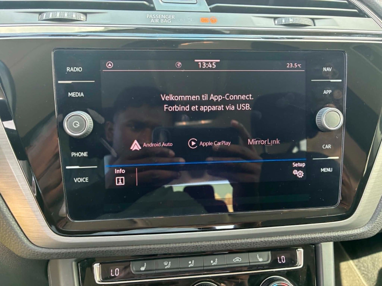 Sort VW Touran fra 2021
