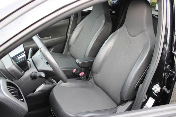Sort Toyota Aygo fra 2021