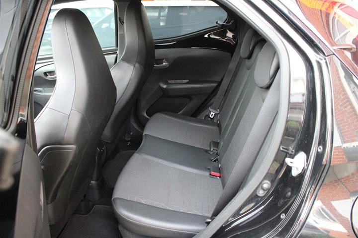 Sort Toyota Aygo fra 2021