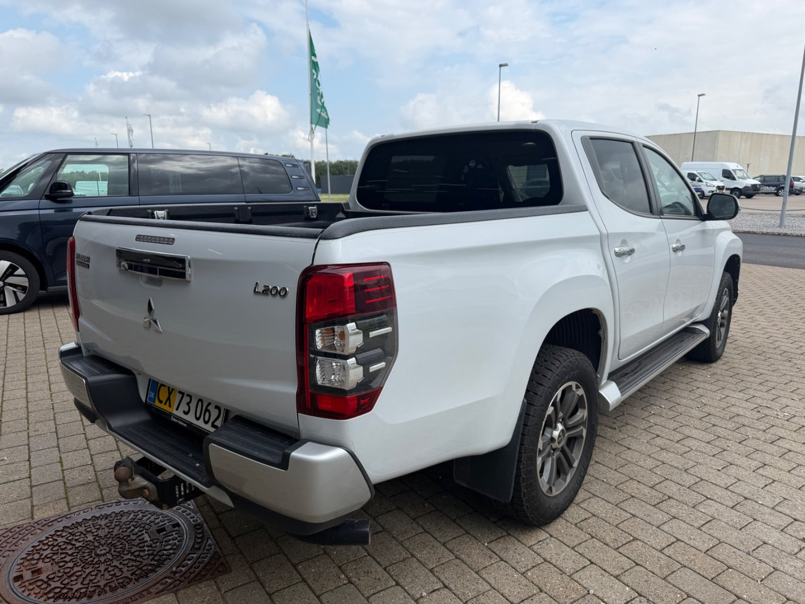 Hvid Mitsubishi L200 fra 2020