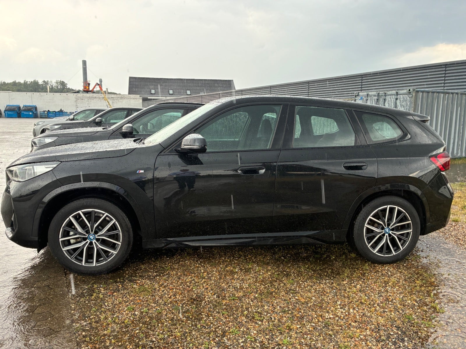 Sort BMW iX1 fra 2023