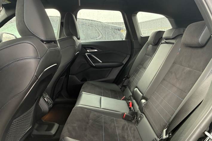 Sort BMW iX1 fra 2023