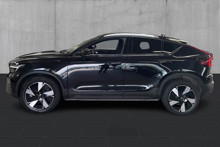 Sort Volvo C40 fra 2023