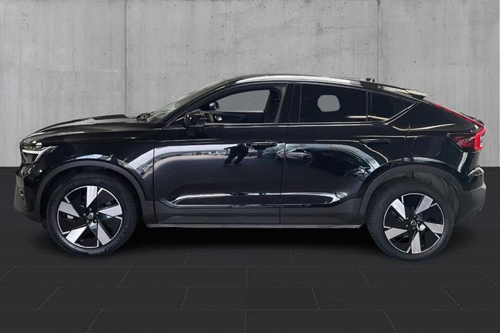 Sort Volvo C40 fra 2023