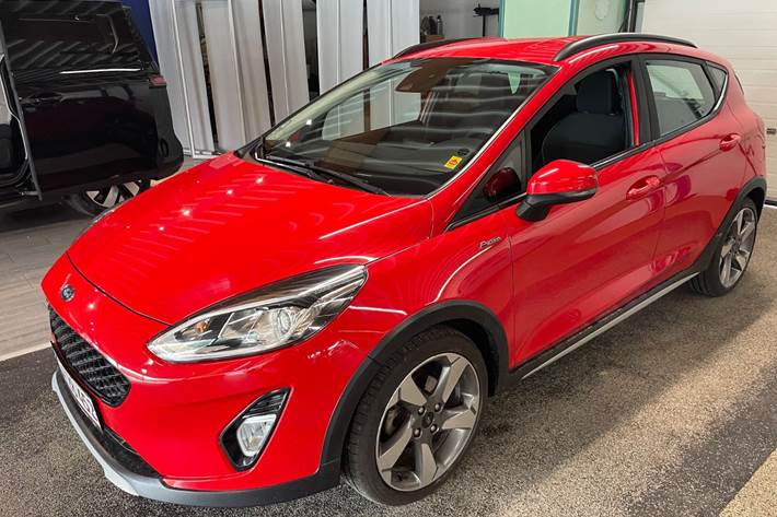 Rød Ford Fiesta fra 2018