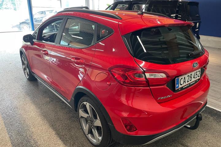 Rød Ford Fiesta fra 2018