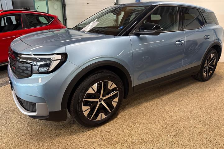 Blå Ford Explorer fra 2025