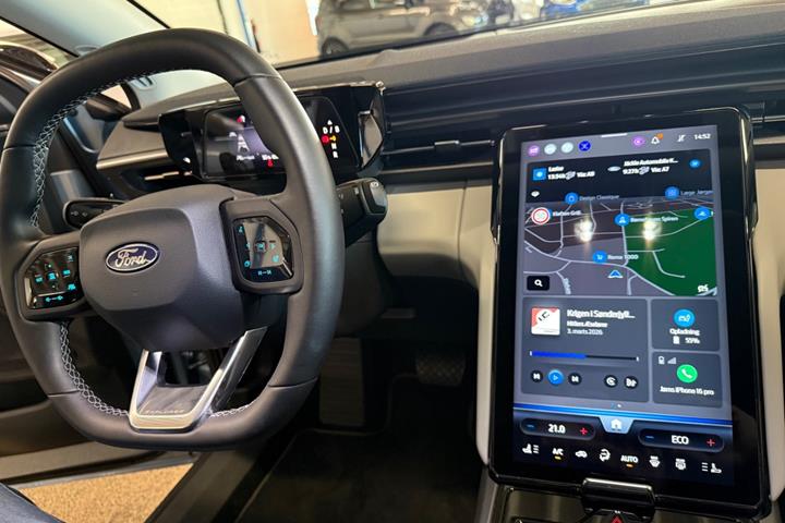 Blå Ford Explorer fra 2025