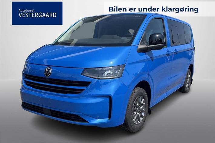 Beige VW e-Caravelle fra 2025