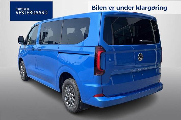 Beige VW e-Caravelle fra 2025