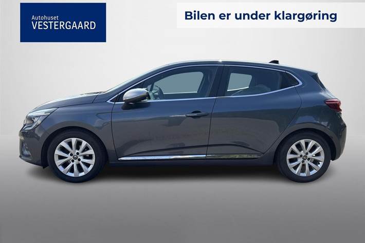 Grå Renault Clio V fra 2021