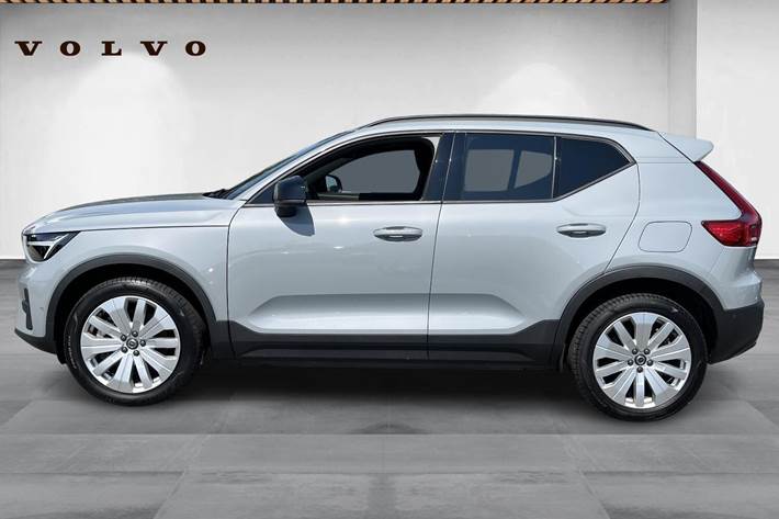 Grå Volvo EX40 fra 2024