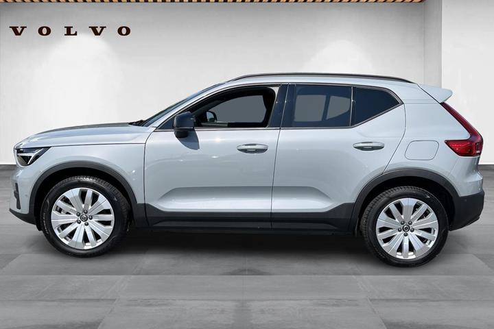 Grå Volvo EX40 fra 2024