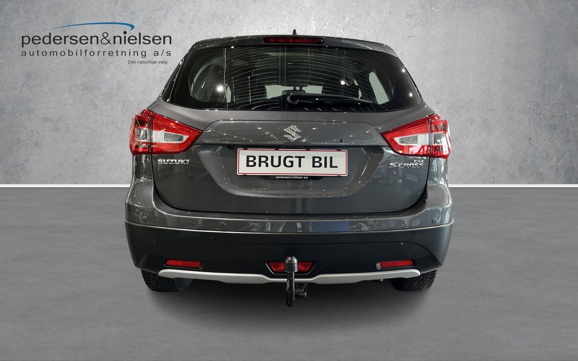 Grå Suzuki S-Cross fra 2019
