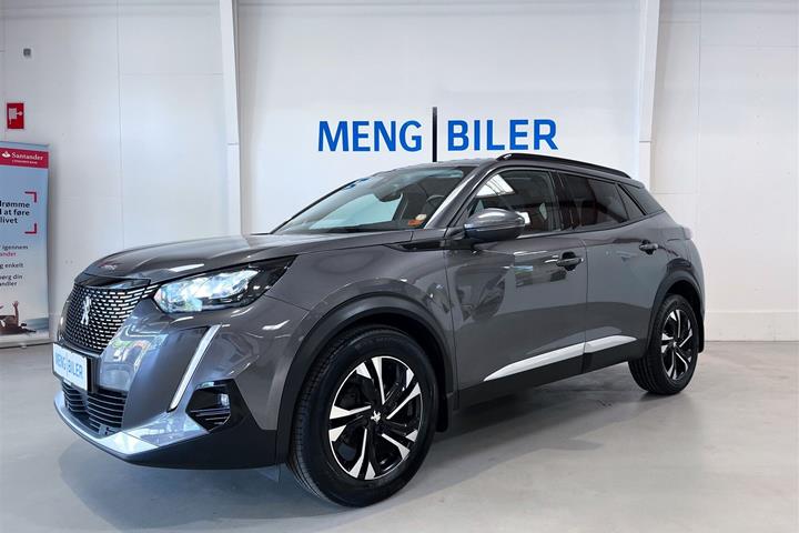 Grå Peugeot 2008 fra 2021 set udefra