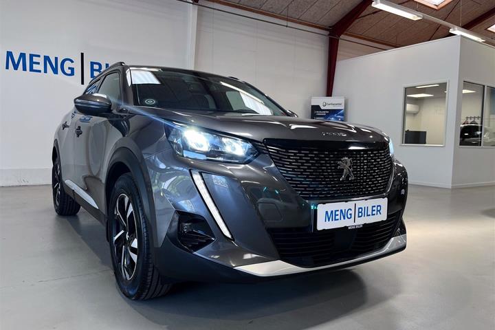 Grå Peugeot 2008 fra 2021